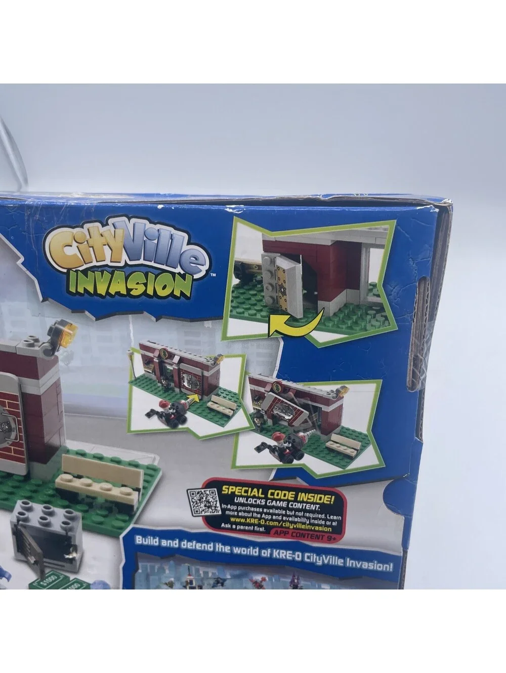 KRE-O CITYVILLE INVASION BANK BANDIT BUST BUILDING SET A3253! Box Wear